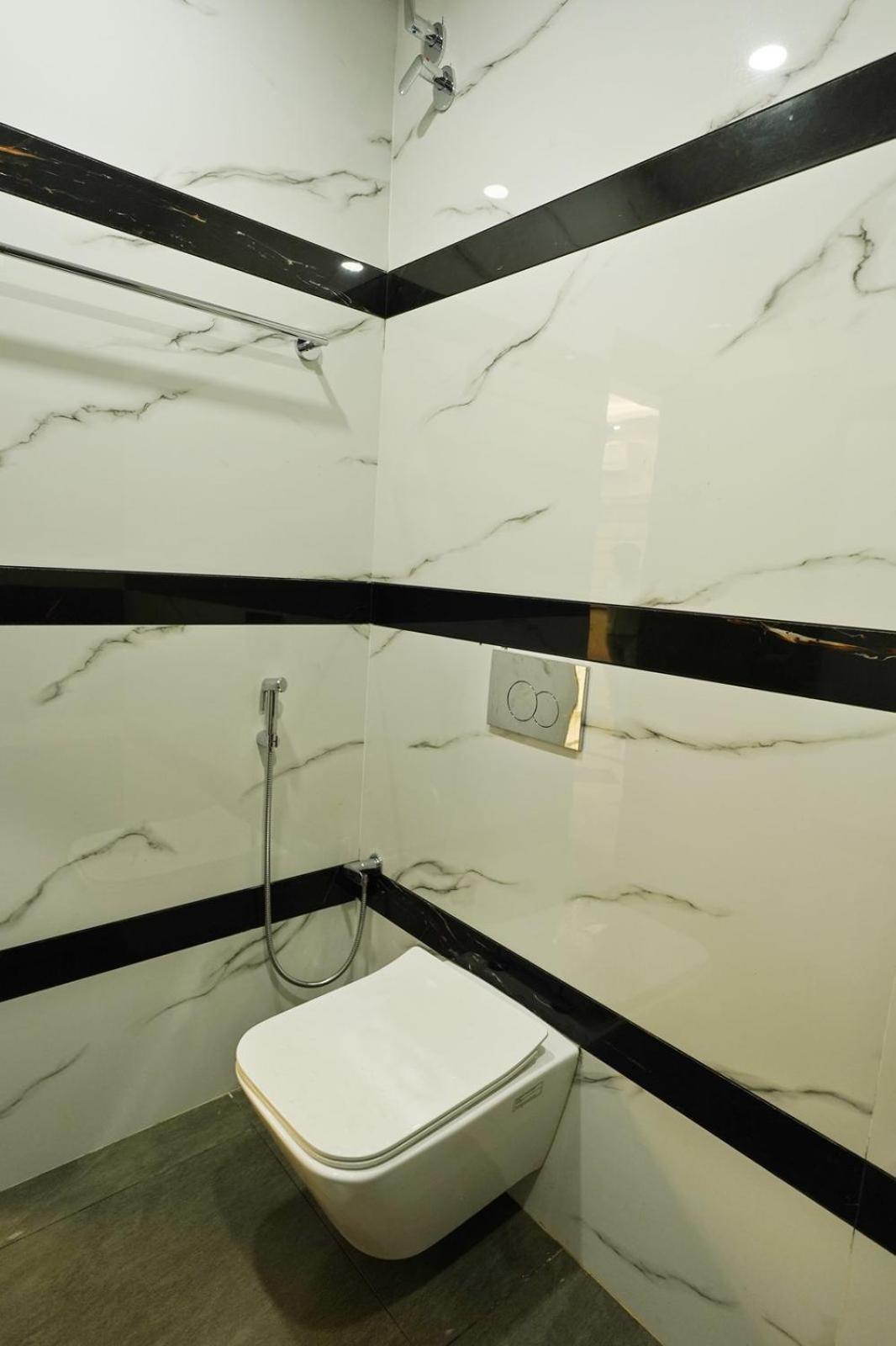 فندق Krishnakripa Premium Residency Kochi المظهر الخارجي الصورة